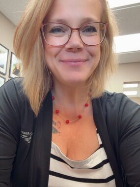 Meet your Posher, Cori